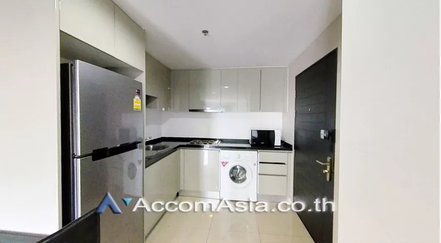  2 Bedrooms  Condominium For Rent in Ratchadapisek, Bangkok  near MRT Rama 9 (AA26889)