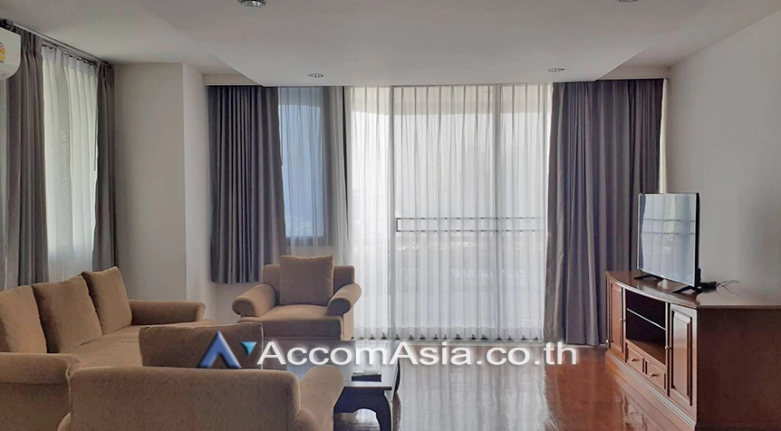 unitPet friendly |  3 Bedrooms  Apartment For Rent in Silom, Bangkok  near BTS Chong Nonsi (AA26912)