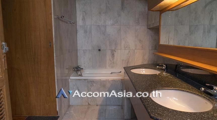 17  3 br House For Rent in Sukhumvit ,Bangkok BTS Phrom Phong at Thai House Style AA26915