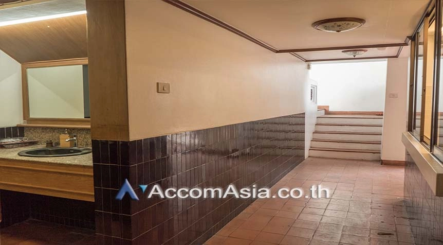 21  3 br House For Rent in Sukhumvit ,Bangkok BTS Phrom Phong at Thai House Style AA26915