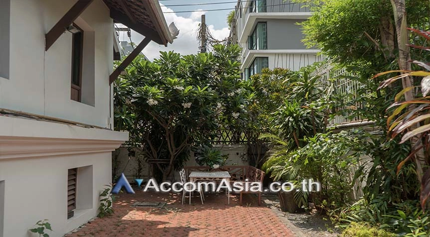 7  3 br House For Rent in Sukhumvit ,Bangkok BTS Phrom Phong at Thai House Style AA26915