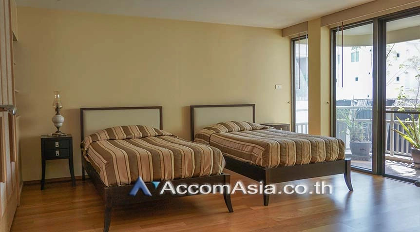 5  3 br Apartment For Rent in Ploenchit ,Bangkok BTS Chitlom at Low Rise - Reach to Chit Lom BTS AA26922
