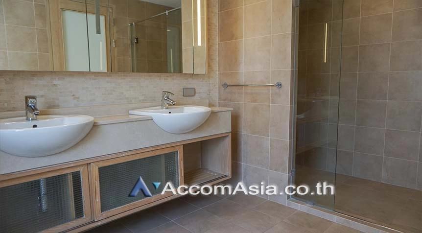 6  3 br Apartment For Rent in Ploenchit ,Bangkok BTS Chitlom at Low Rise - Reach to Chit Lom BTS AA26922
