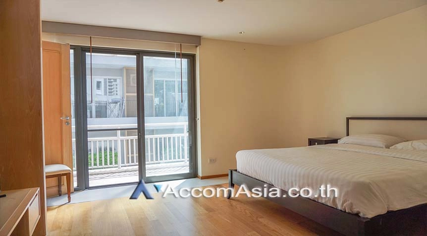 8  3 br Apartment For Rent in Ploenchit ,Bangkok BTS Chitlom at Low Rise - Reach to Chit Lom BTS AA26922