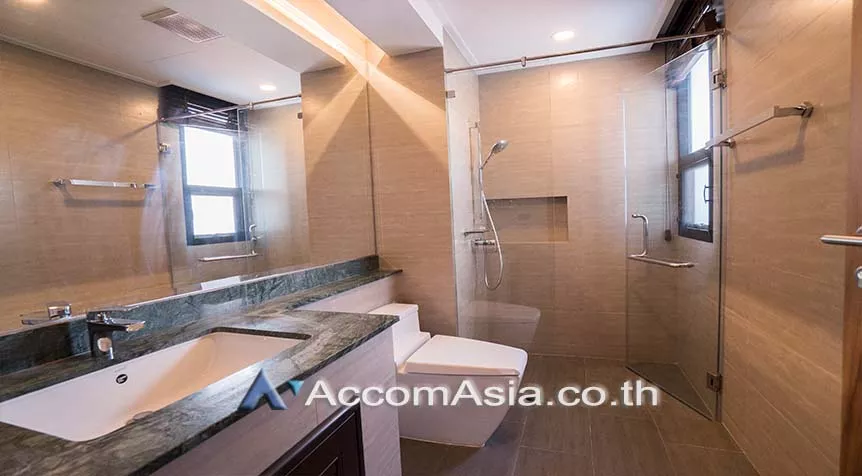 22  6 br House For Rent in sukhumvit ,Bangkok BTS Phrom Phong AA26926