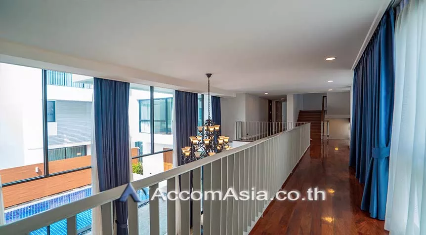 9  6 br House For Rent in sukhumvit ,Bangkok BTS Phrom Phong AA26926