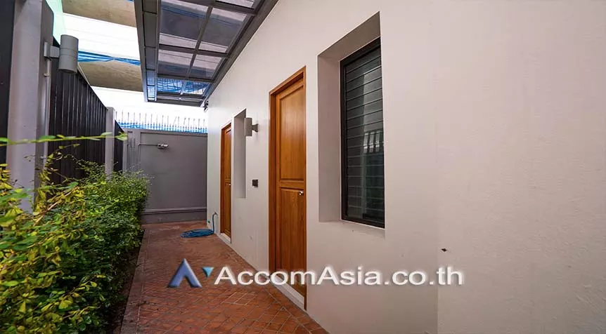 24  6 br House For Rent in sukhumvit ,Bangkok BTS Phrom Phong AA26926