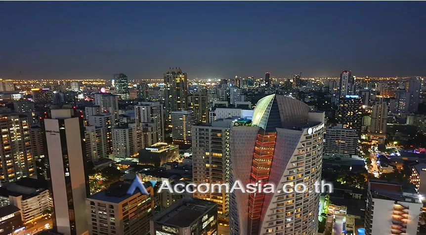 unit 1 Bedroom  Condominium For Rent in Sukhumvit, Bangkok  near BTS Asok - MRT Sukhumvit (AA26935)
