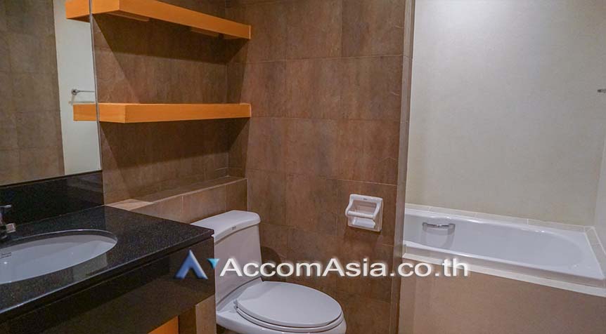6  3 br Apartment For Rent in Sukhumvit ,Bangkok BTS Ekkamai at Ekkamai Family Apartment AA26936