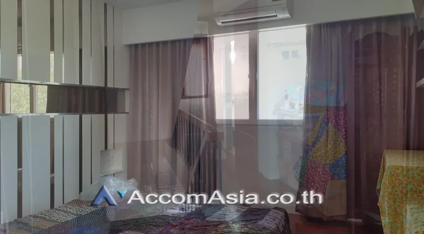 7  3 br Shophouse for rent and sale in sathorn ,Bangkok  AA26937