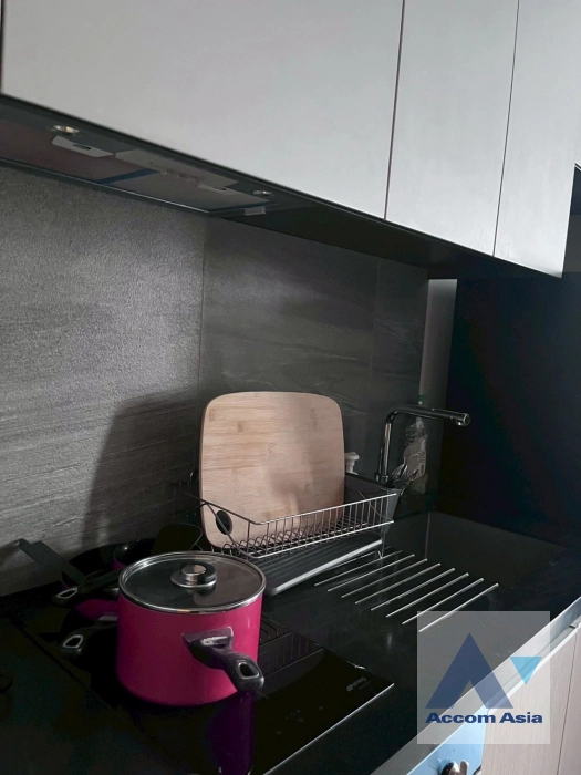 9  1 br Condominium For Rent in Sukhumvit ,Bangkok MRT Phetchaburi at The Lofts Asoke AA26947