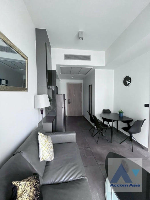  1  1 br Condominium For Rent in Sukhumvit ,Bangkok MRT Phetchaburi at The Lofts Asoke AA26948