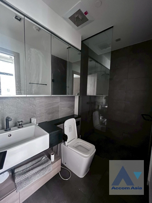 12  1 br Condominium For Rent in Sukhumvit ,Bangkok MRT Phetchaburi at The Lofts Asoke AA26948