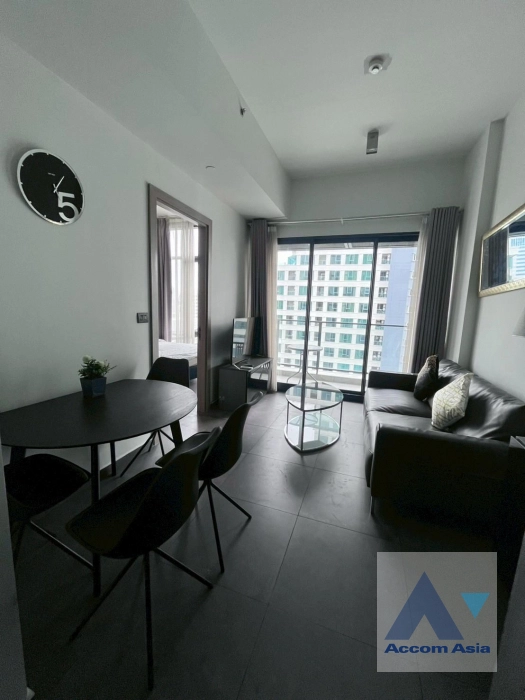 The Lofts Asoke Condominium  1 Bedroom for Rent MRT Phetchaburi in Sukhumvit Bangkok