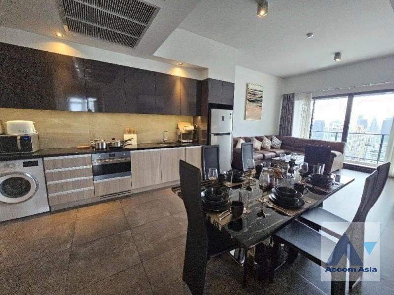 unit 2 Bedrooms  Condominium For Rent in Sukhumvit, Bangkok  near MRT Phetchaburi (AA26950)