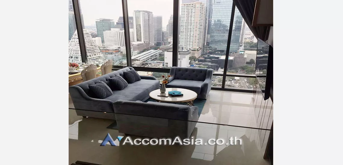 unit 2 Bedrooms  Condominium For Rent in Silom, Bangkok  near BTS Chong Nonsi (AA26974)