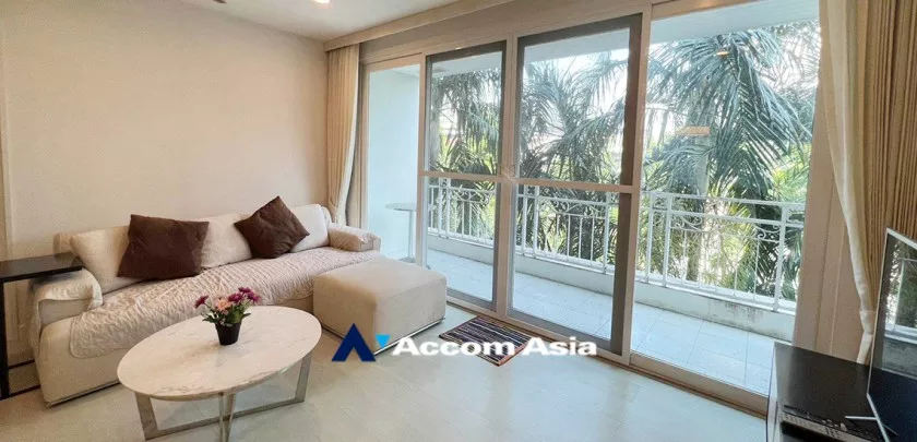  2 Bedrooms  Condominium For Rent in Charoennakorn, Bangkok  near BTS Krung Thon Buri (AA26981)