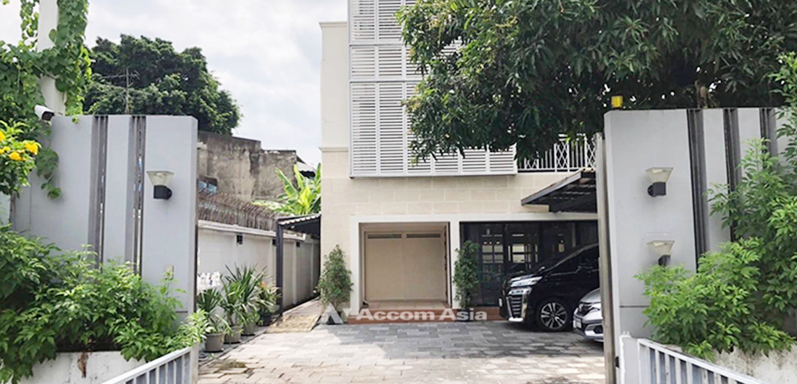  2  3 br House For Rent in sukhumvit ,Bangkok BTS Thong Lo AA26983