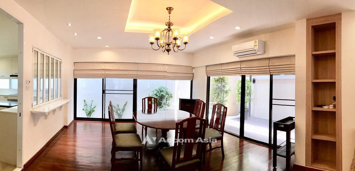 8  3 br House For Rent in sukhumvit ,Bangkok BTS Thong Lo AA26983