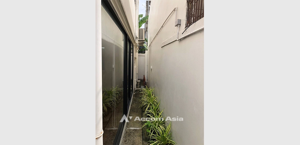15  3 br House For Rent in Sukhumvit ,Bangkok BTS Thong Lo AA26983