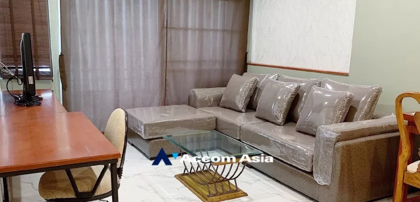  2  1 br Condominium For Sale in Sukhumvit ,Bangkok BTS Nana at Saranjai mansion AA26987