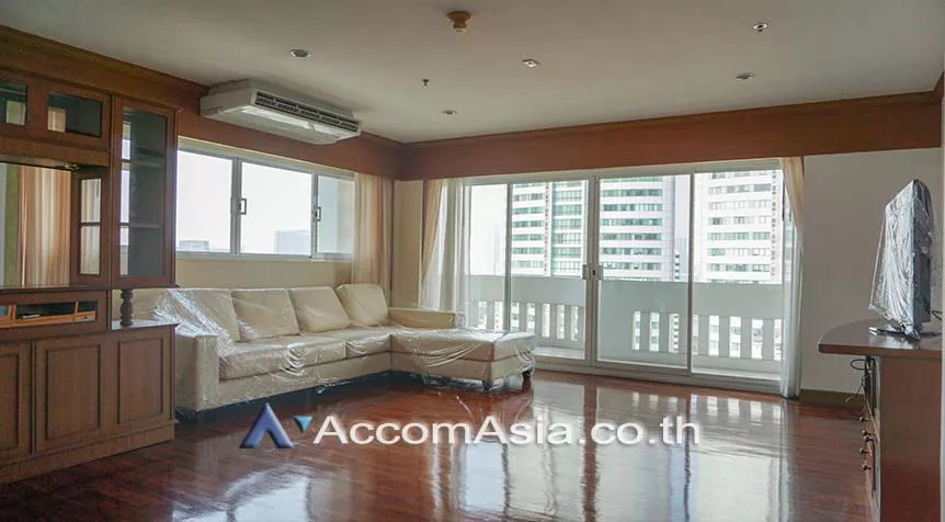  5 Bedrooms  Apartment For Rent in Sukhumvit, Bangkok  near BTS Asok - MRT Sukhumvit (AA26992)
