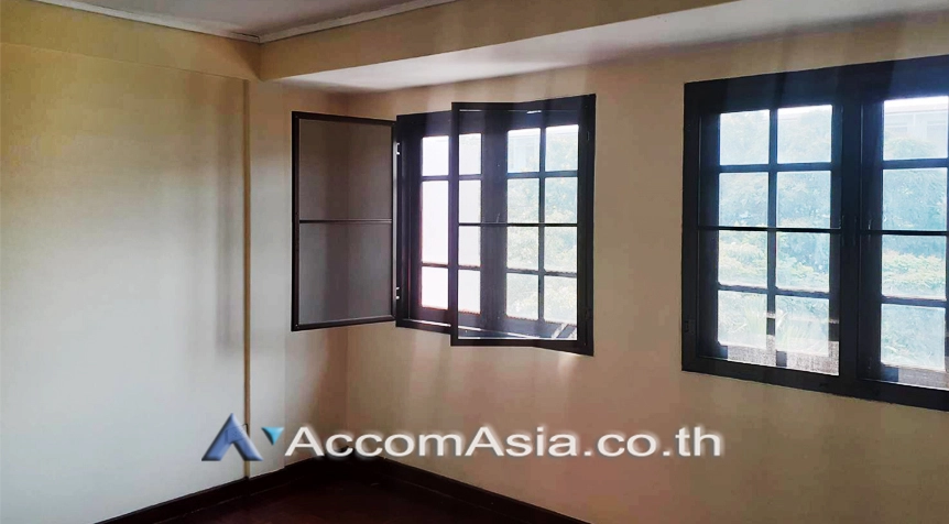 10  4 br Townhouse For Rent in Sukhumvit ,Bangkok BTS Phra khanong AA26996