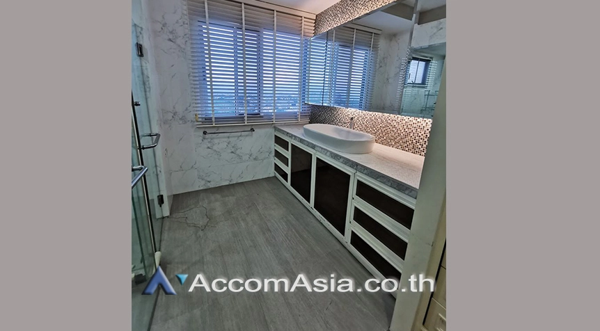 8  2 br Condominium For Rent in Ratchadaphisek ,Bangkok BTS Ekkamai at Supalai Park Ekkamai Thonglor AA27014