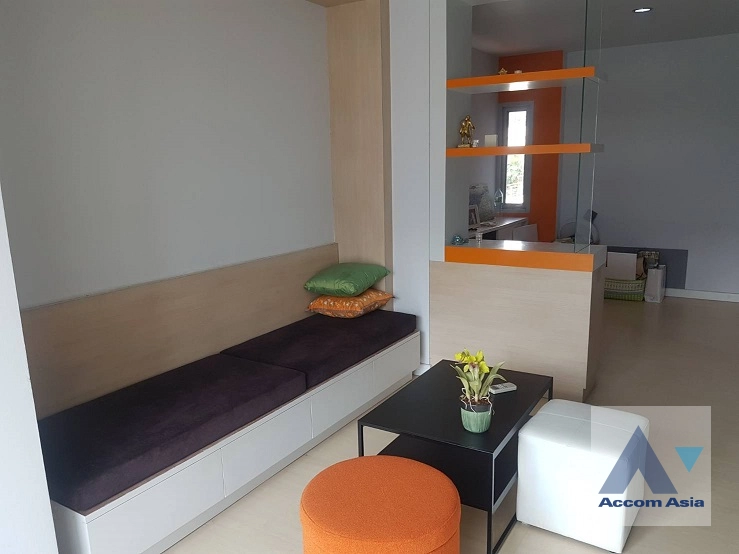 11  6 br Townhouse For Rent in Ratchadaphisek ,Bangkok MRT Ratchadaphisek AA27015