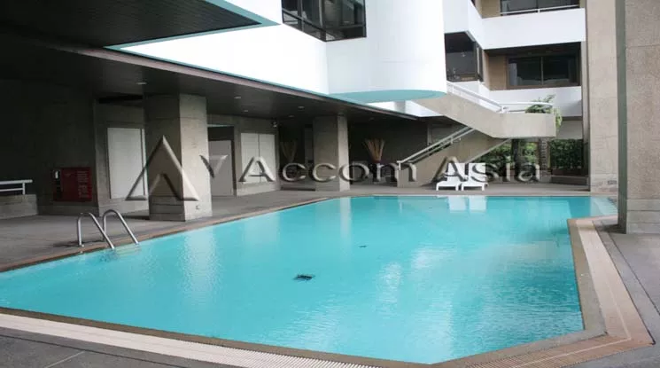  2 Bedrooms  Condominium For Rent in Sukhumvit, Bangkok  near MRT Phetchaburi (AA27019)