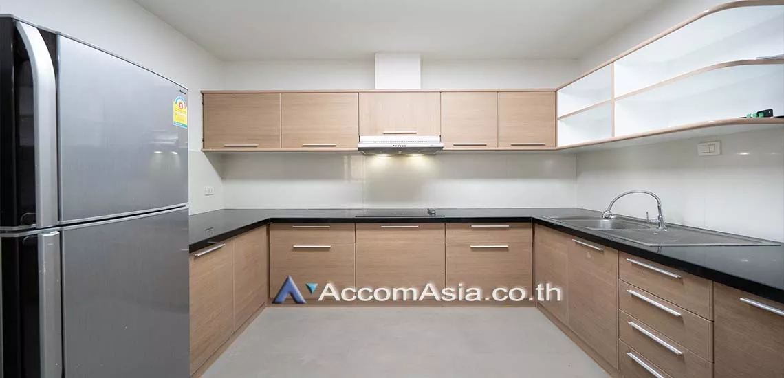  1  2 br Condominium For Rent in Sukhumvit ,Bangkok BTS Phrom Phong at Baan Suan Petch AA27029
