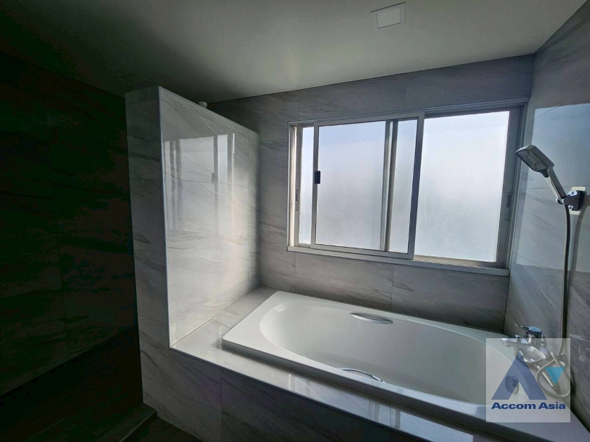 21  3 br Apartment For Rent in Sukhumvit ,Bangkok BTS Thong Lo at Oasis at Sukhumvit AA27031