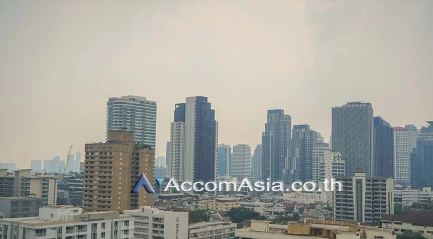 unitPet friendly |  3 Bedrooms  Apartment For Rent in Sukhumvit, Bangkok  near BTS Thong Lo (AA27032)