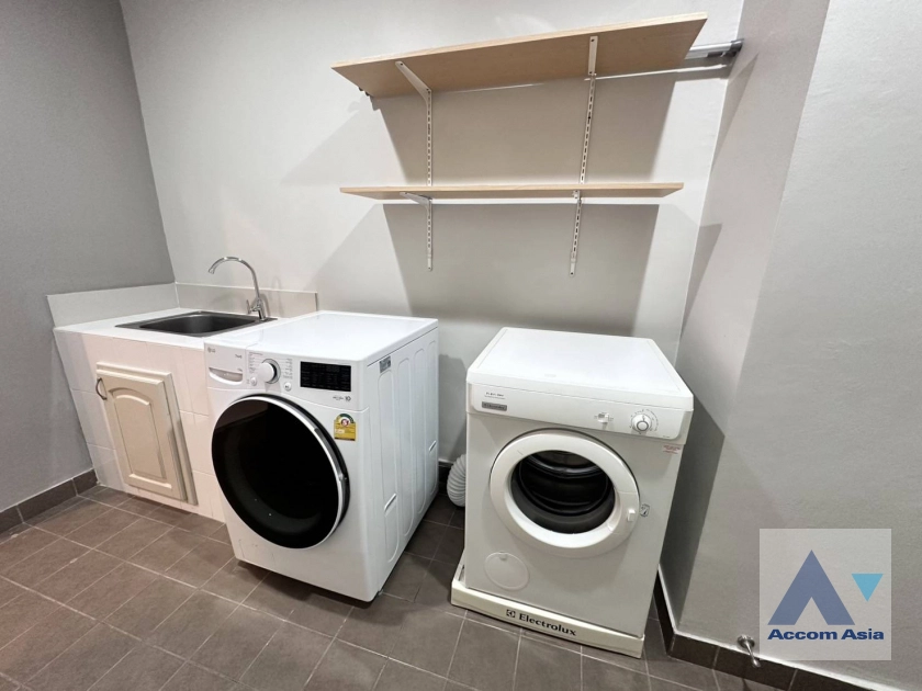 14  3 br Condominium for rent and sale in Sukhumvit ,Bangkok BTS Asok - MRT Sukhumvit at The Master Centrium Asoke-Sukhumvit AA27033