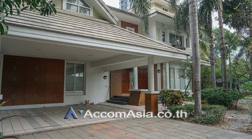  1  4 br House For Rent in Sukhumvit ,Bangkok BTS Thong Lo at Privacy and Peaceful AA27048