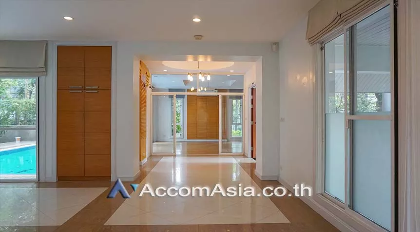 4  4 br House For Rent in Sukhumvit ,Bangkok BTS Thong Lo at Privacy and Peaceful AA27048