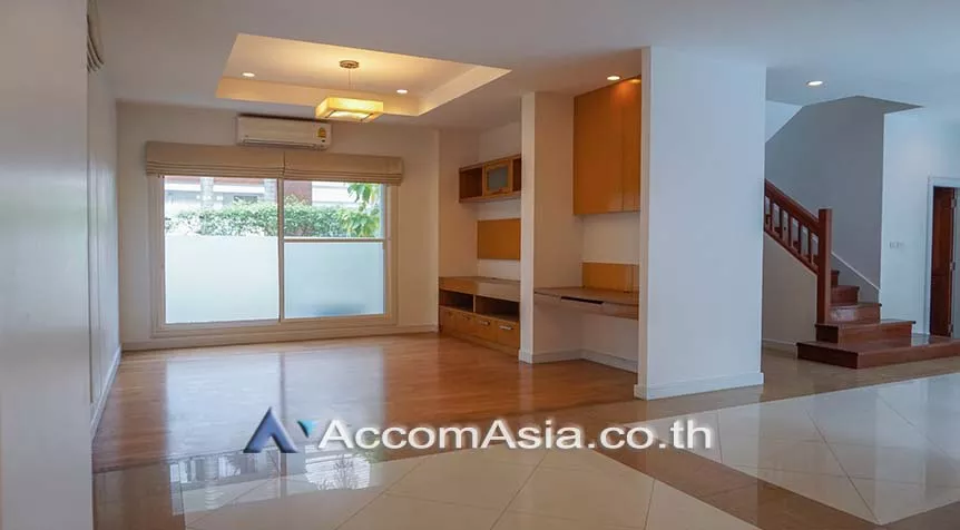 5  4 br House For Rent in Sukhumvit ,Bangkok BTS Thong Lo at Privacy and Peaceful AA27048