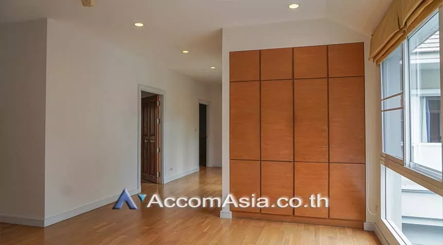 13  4 br House For Rent in Sukhumvit ,Bangkok BTS Thong Lo at Privacy and Peaceful AA27048