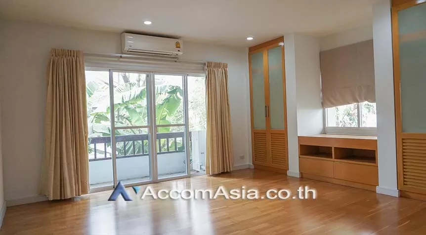 18  4 br House For Rent in Sukhumvit ,Bangkok BTS Thong Lo at Privacy and Peaceful AA27048
