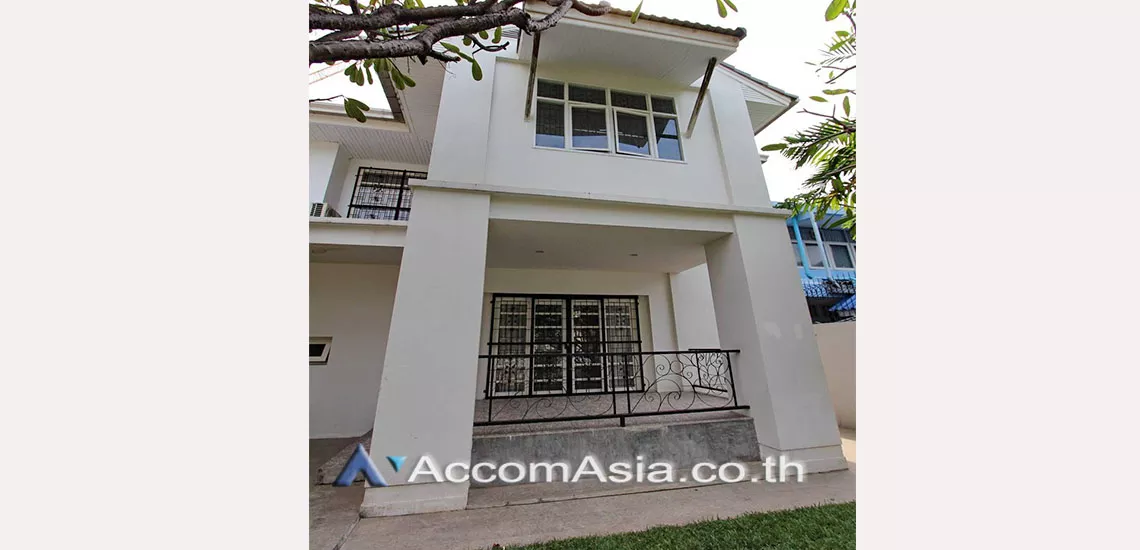 22  4 br House For Rent in sukhumvit ,Bangkok BTS Ekkamai AA27054