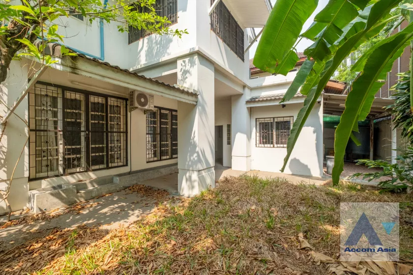 25  4 br House For Rent in sukhumvit ,Bangkok BTS Ekkamai AA27054