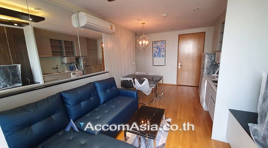 unit 2 Bedrooms  Condominium For Rent & Sale in Silom, Bangkok  near BTS Surasak (AA27056)