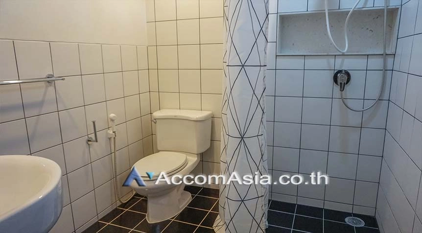 11  4 br Townhouse for rent and sale in Sukhumvit ,Bangkok BTS Thong Lo AA27057
