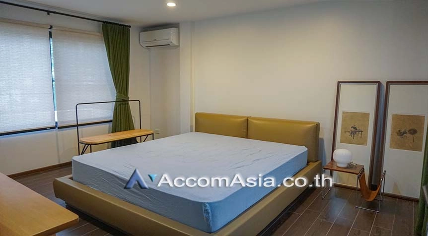 10  4 br Townhouse for rent and sale in Sukhumvit ,Bangkok BTS Thong Lo AA27057