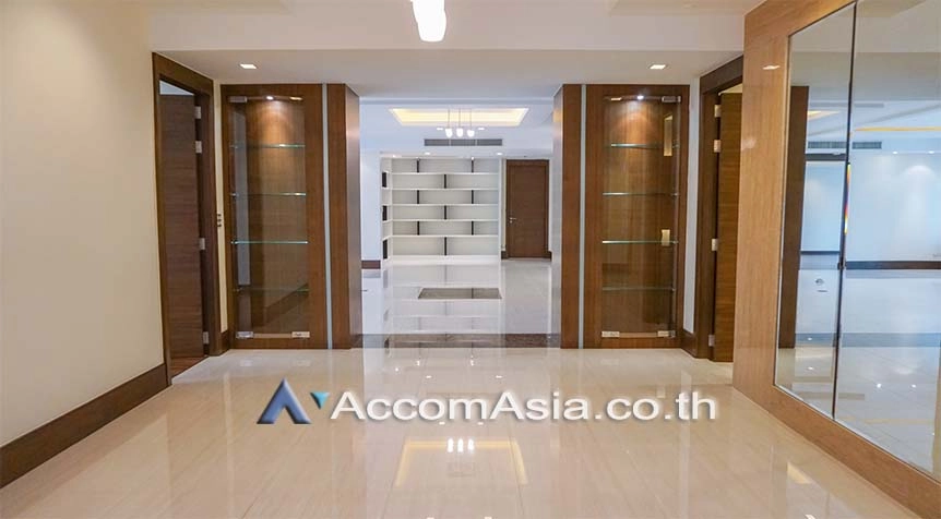 A whole floor, Pet friendly |  4 Bedrooms  Condominium For Rent in Sukhumvit, Bangkok  near BTS Phrom Phong (AA27058)