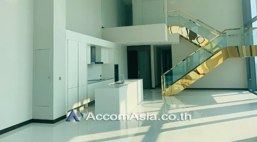Duplex Condo, Penthouse |  4 Bedrooms  Condominium For Sale in Sukhumvit, Bangkok  near BTS Nana (AA27065)