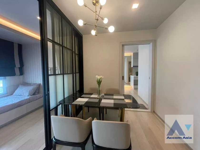 4  2 br Condominium For Rent in Ploenchit ,Bangkok BTS Ploenchit at Life One Wireless AA27069