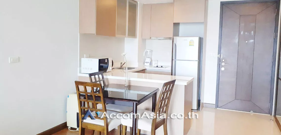 4  1 br Condominium For Rent in Ploenchit ,Bangkok BTS Ratchadamri at Baan Somthavil Ratchadamri AA27083