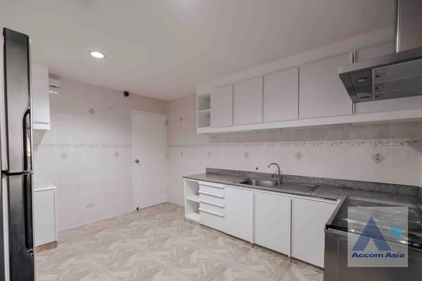 5  3 br Condominium For Rent in Sukhumvit ,Bangkok BTS Phrom Phong at D.S. Tower 1 AA27103