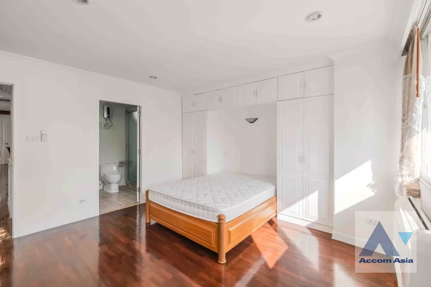 8  3 br Condominium For Rent in Sukhumvit ,Bangkok BTS Phrom Phong at D.S. Tower 1 AA27103